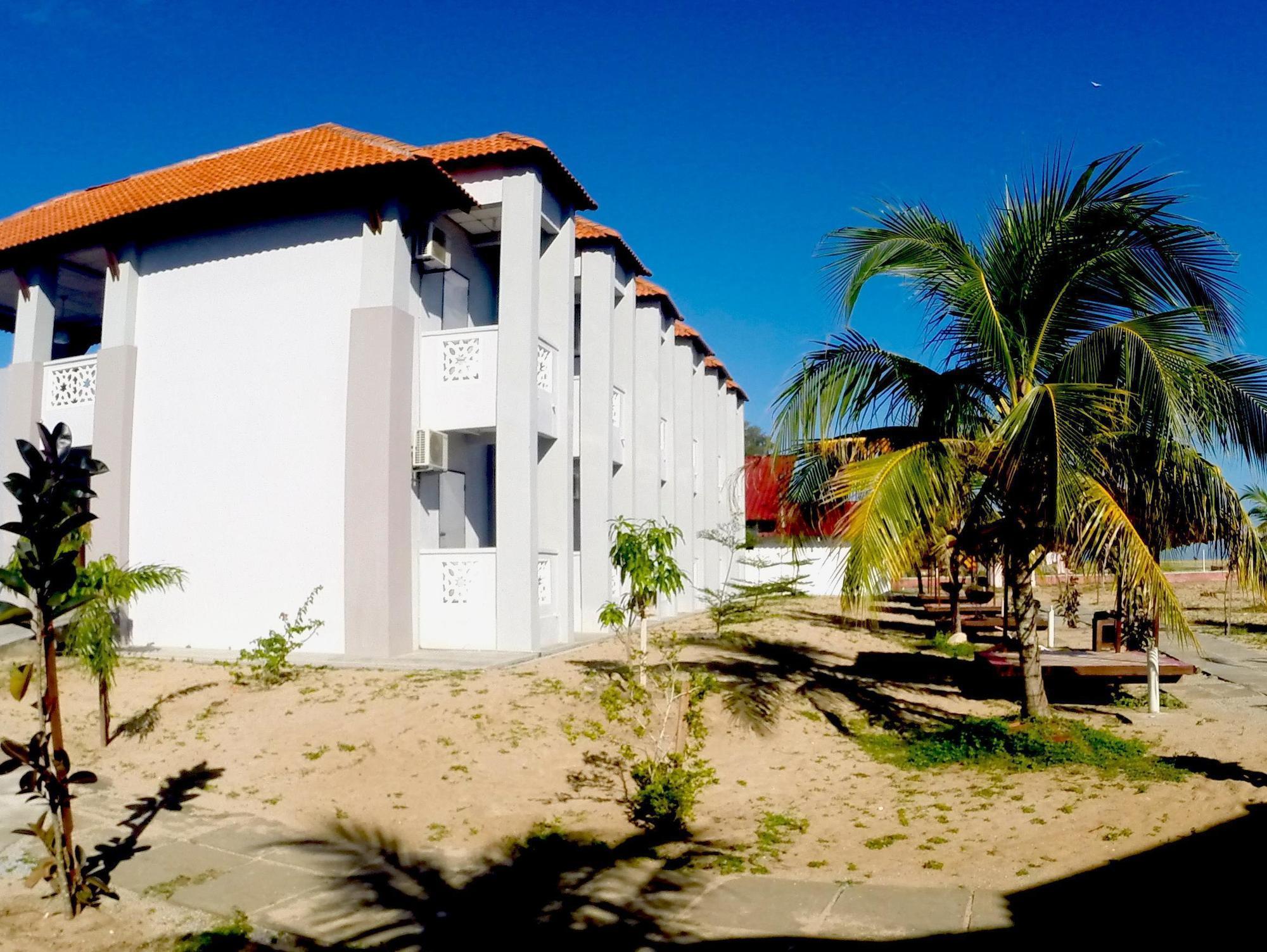 Tumpat Dgeting Beach Resort מראה חיצוני תמונה